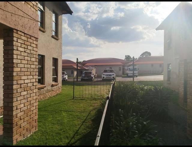 3 BEDROOM HOUSE FOR SALE IN GROBLERPARK